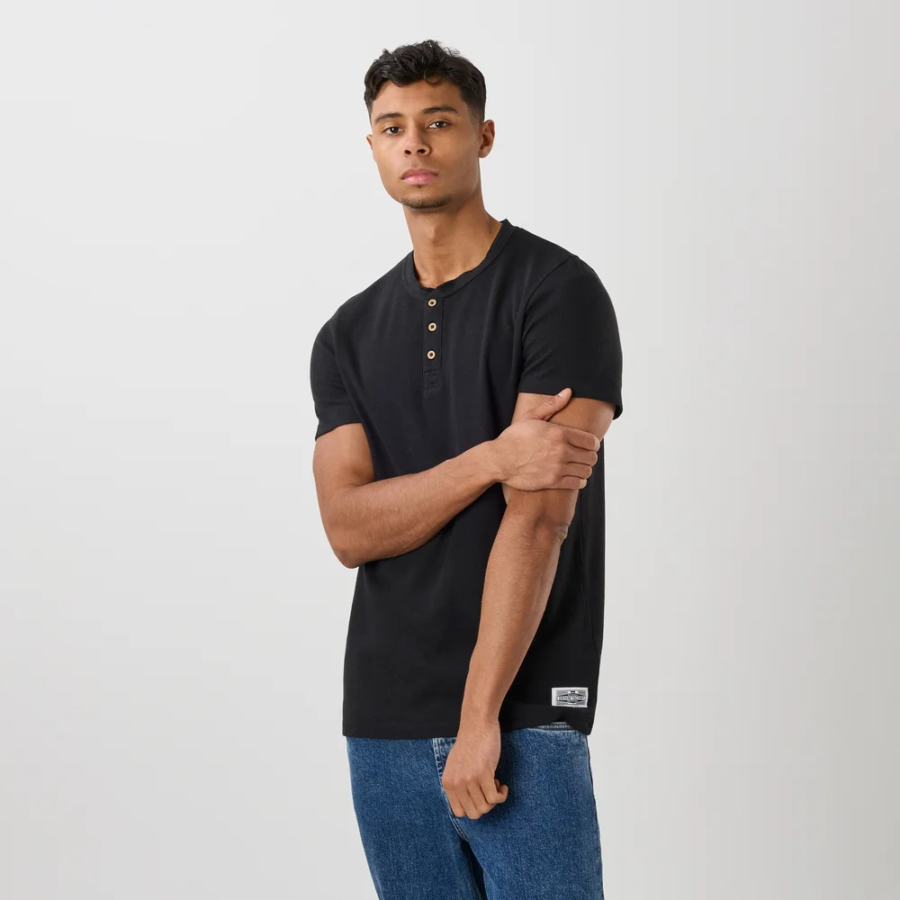 Henley Tee v:7047841