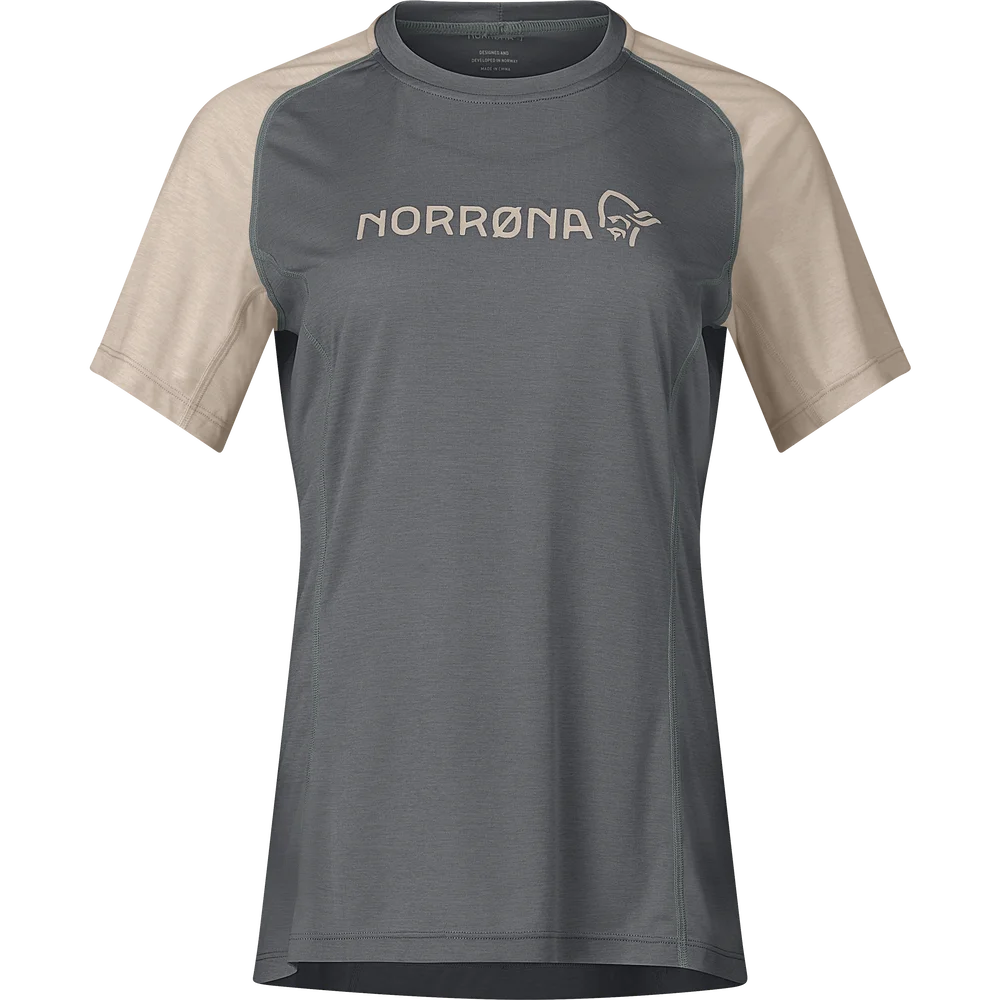 Norrøna Women's Fjørå Equaliser Lightweight T-Shirt Beluga/winter Twig v:5691204
