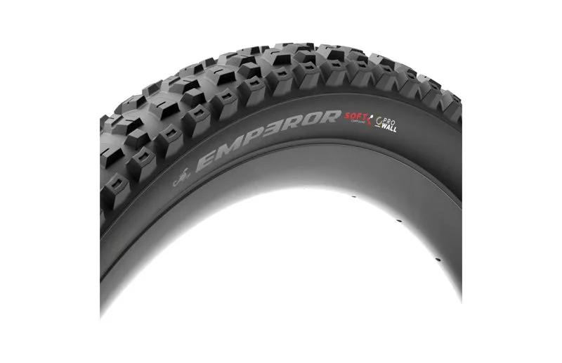 Sykkeldekk Pirelli Scorpion EMPEROR ProWALL Soft 29x2.4 Black v:2241814