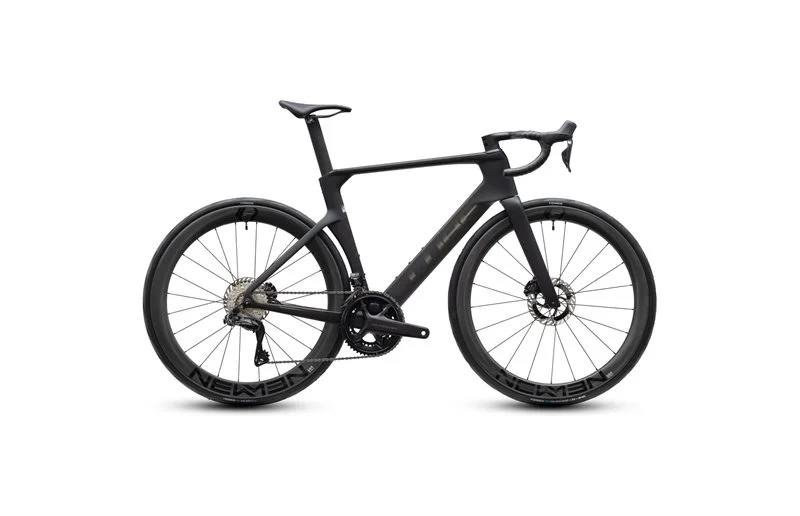 Aero landeveissykkel Cube Litening AERO C:68X Race Carbon/Chrome v:2792301