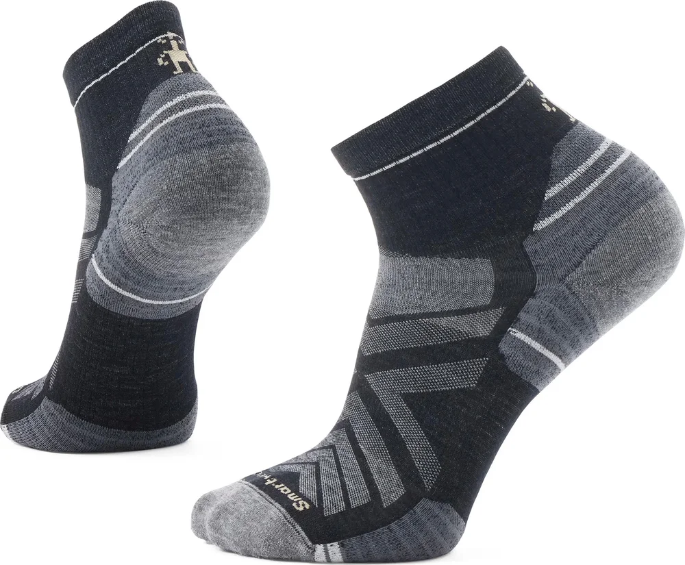 Smartwool Hike Targeted Cushion Ankle Socks Black v:1225387 Smartwool Hike Targeted Cushion Ankle Socks Black v:1225387