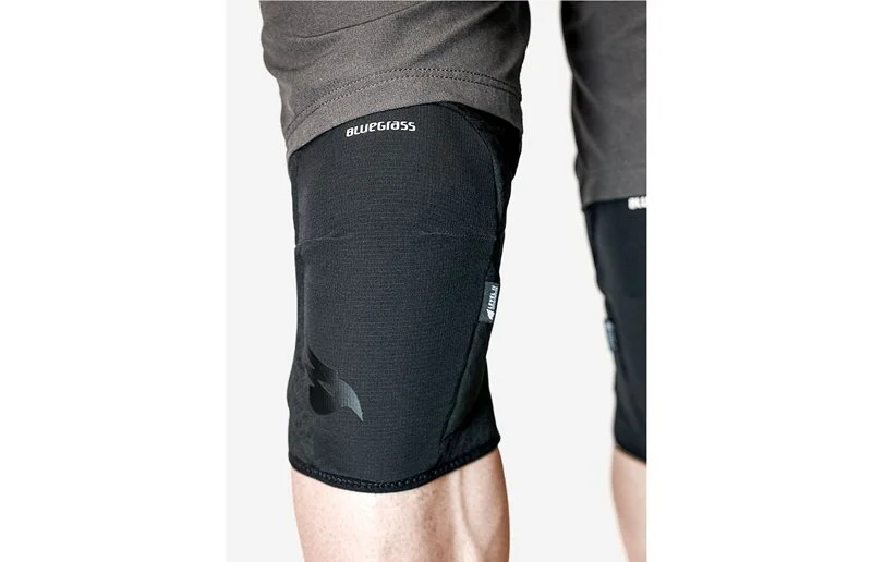 Knebeskyttere Bluegrass Arto Knee Black v:7605849