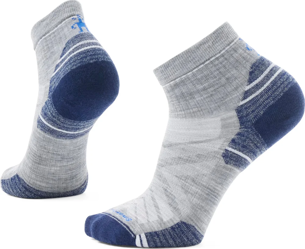 Smartwool Hike Targeted Cushion Ankle Socks Light Gray v:3762420