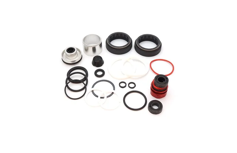 ROCKSHOX 200 timer/1 år Service Kit (Inkluderer Støvforseglinger, Skumringer, O-ring Forseglinger, Fa Charger Dempesylinderhode, Debonair+ Plus Sylinderhode - Pike Flight Attendant C1+ (2023+) v:1464217
