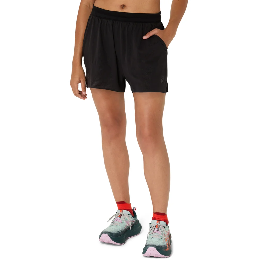 Asics Women's Fujitrail Elite Short Performance Black v:4992240