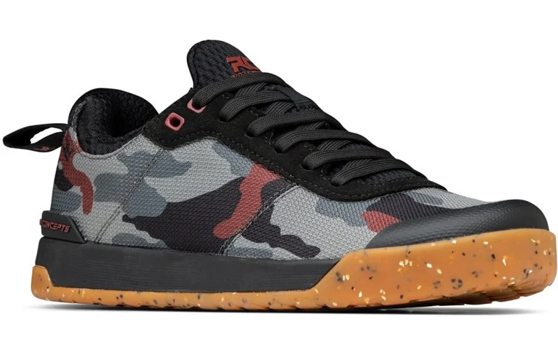 Ride Concepts Sykkelsko Accomplice Dame Rose Camo v:3084583