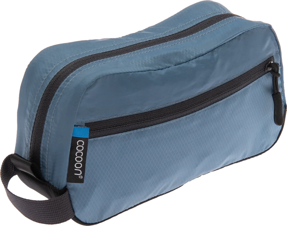 Cocoon On-The-Go Toiletry Kit Light Small Ash Blue v:7273714