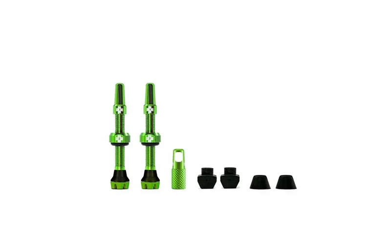 Muc-Off Tubeless Valve Kit V. 2.0 Sort Grønn v:1731474 Muc-Off Tubeless Valve Kit V. 2.0 Sort Grønn v:1731474